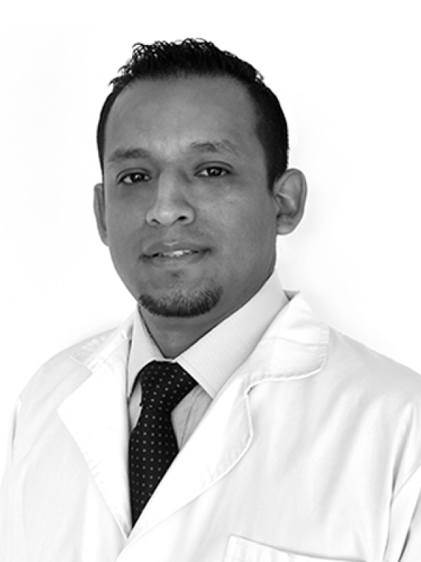 Dr. Jean Pierre- Paucar